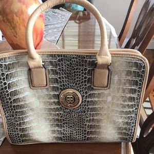 Never used women’s bags
